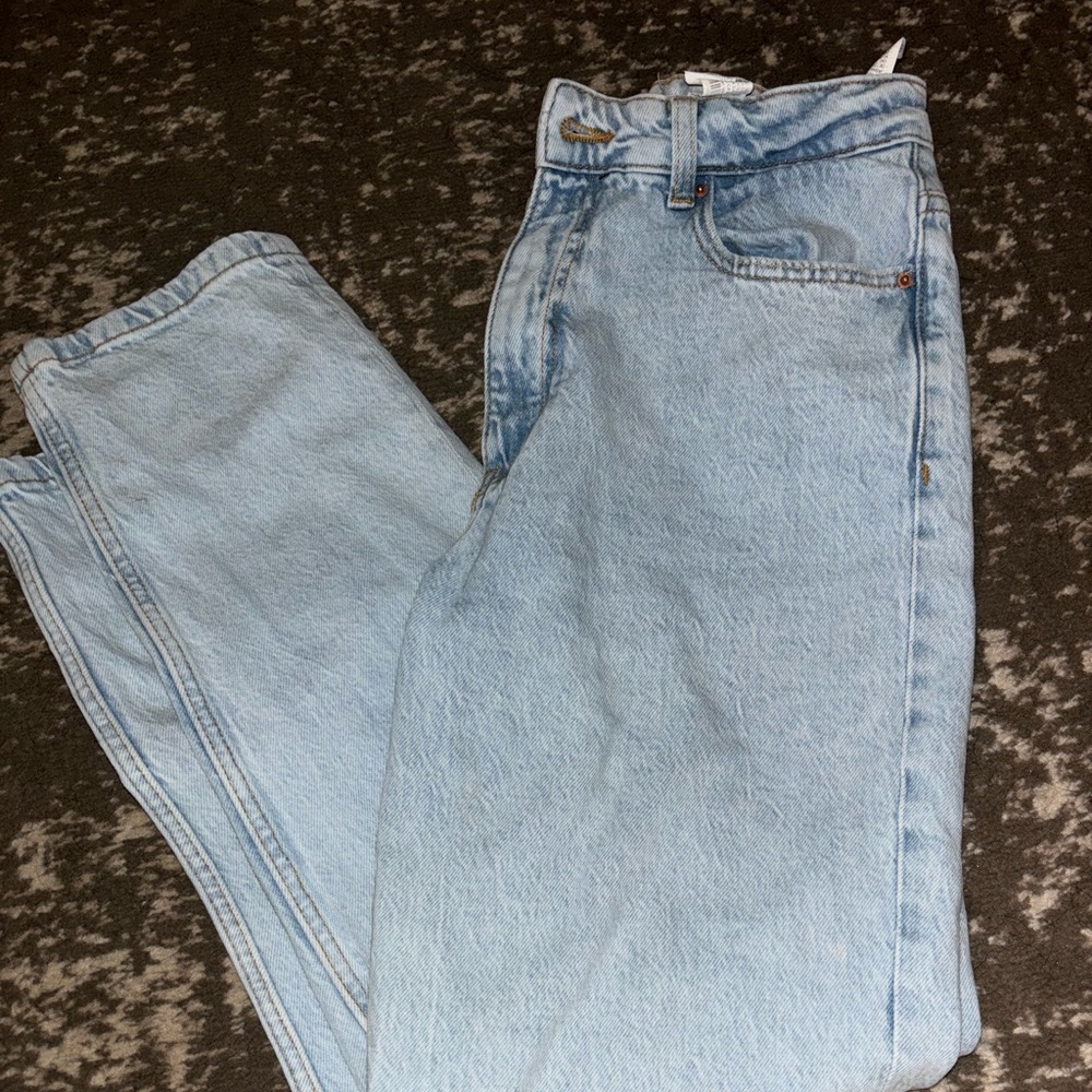 Zara ankle light wash jeans